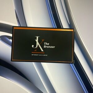 JX THE BRONZER